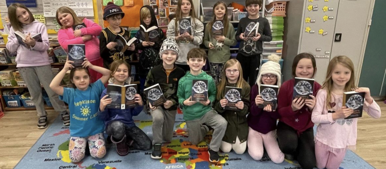 henniker-lions-club-dictionary-donation